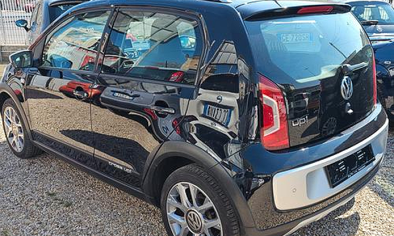 Volkswagen Up! 1.0 7...