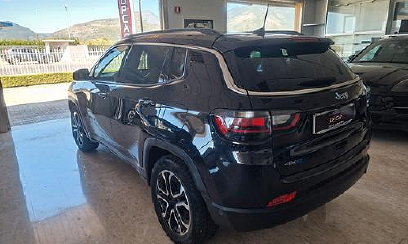 Jeep Compass 1.3 190...