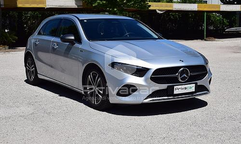 Mercedes A 180 D Aut...