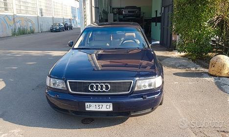 Audi A8 4.2 V8 300Cv...