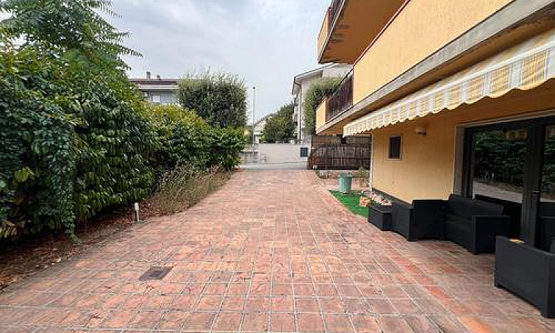 Santa Teresa Di Spol...