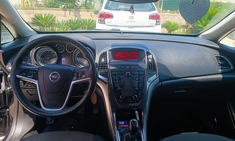 Opel Astra...