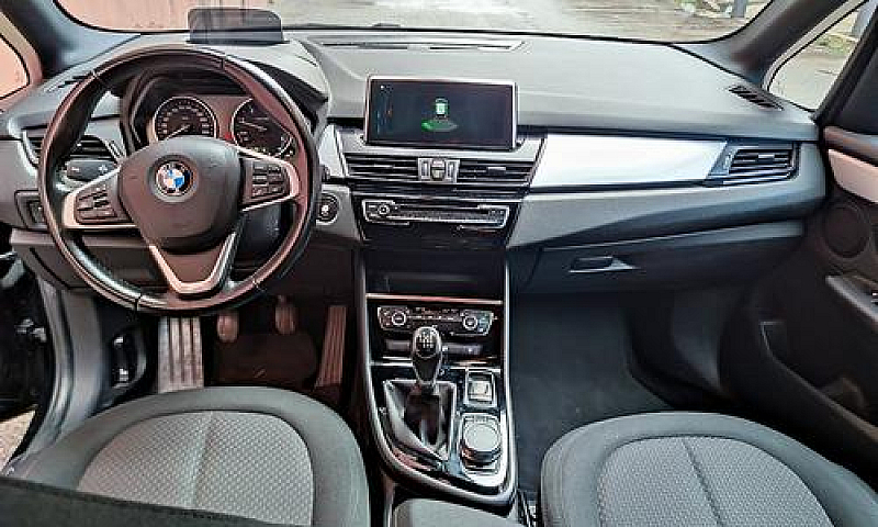 Bmw 218D Active Tour...