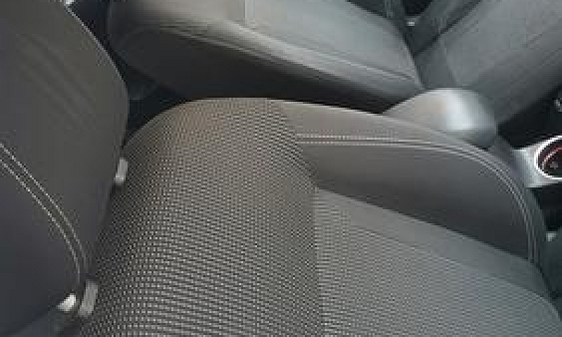 Ford Fiesta 1.4 5P. ...