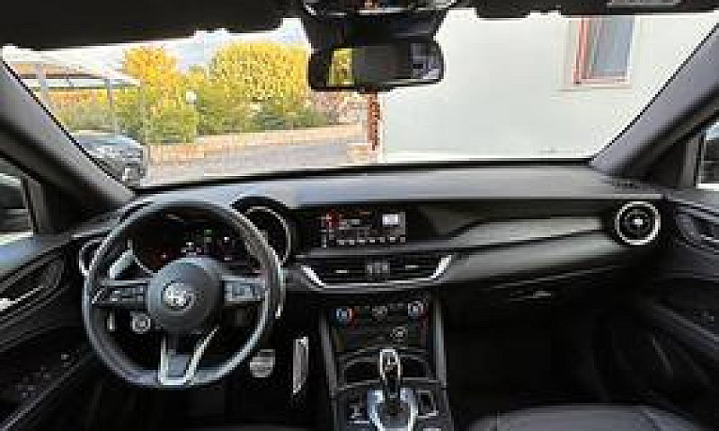 Alfa Romeo Stelvio...