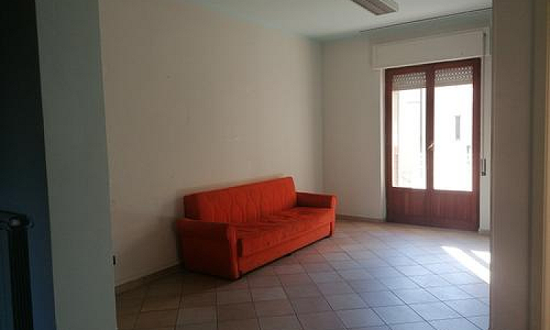 598740 Nel Centro Di...