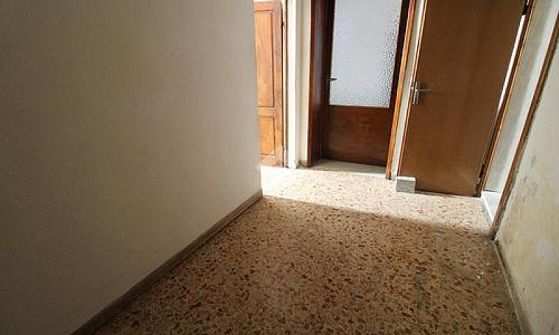 3 Locali A Fucecchio...