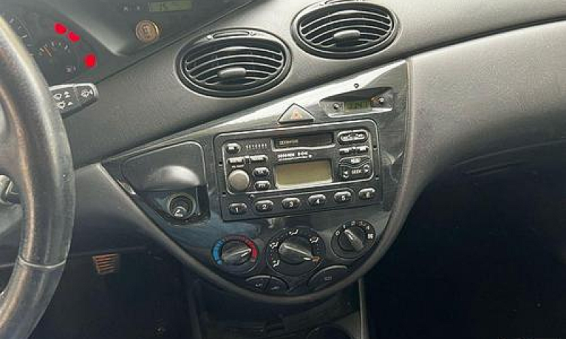 Ford - Focus - 1.6I ...