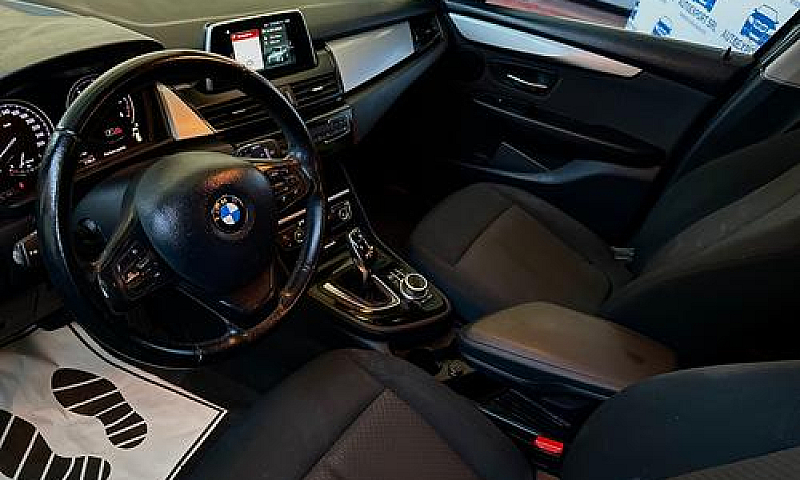 Splendida Bmw 216 Ac...