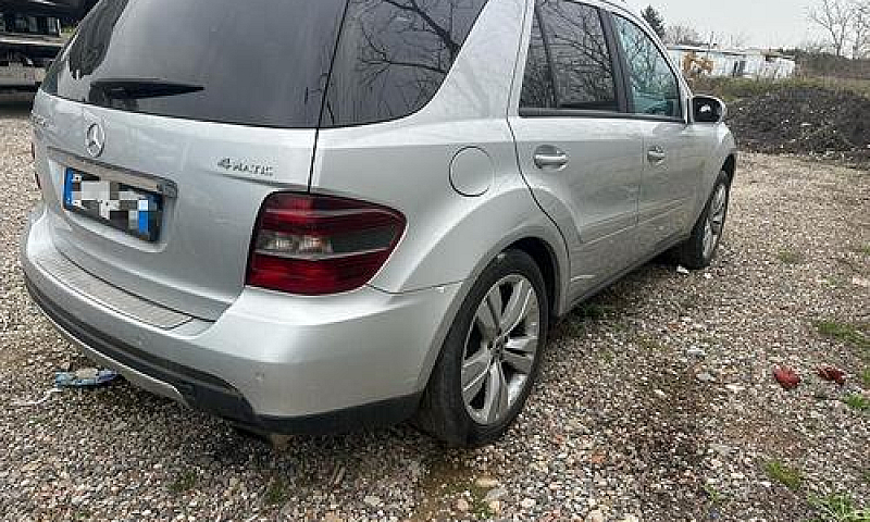 Mercedes-Benz Ml 320...