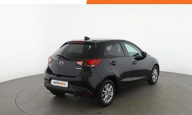 Mazda 2 Zy02392...