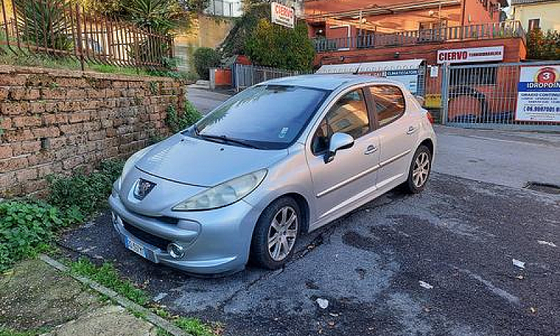 Peugeot 207...
