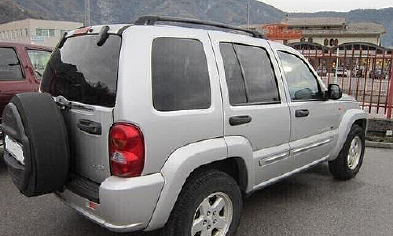 Jeep Cherokee 2.5 Cr...