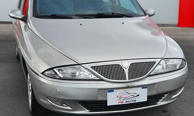Lancia Y 1.2I Vanity...