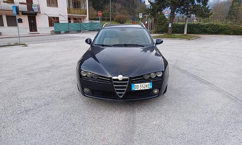 Alfa Romeo 159...