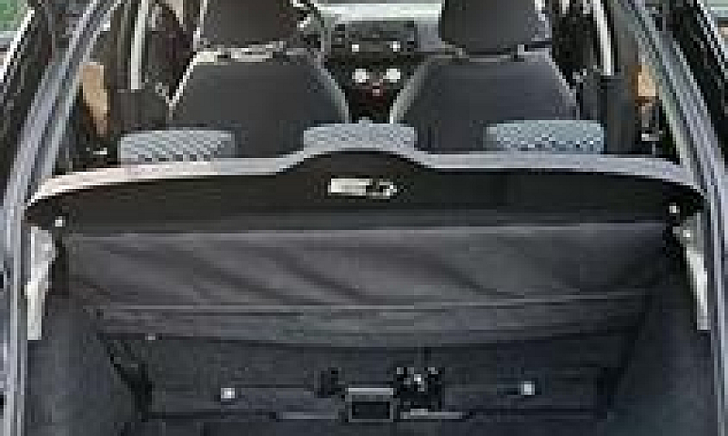 Nissan Micra 3ª Seri...