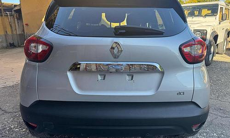 Renault Captur Black...