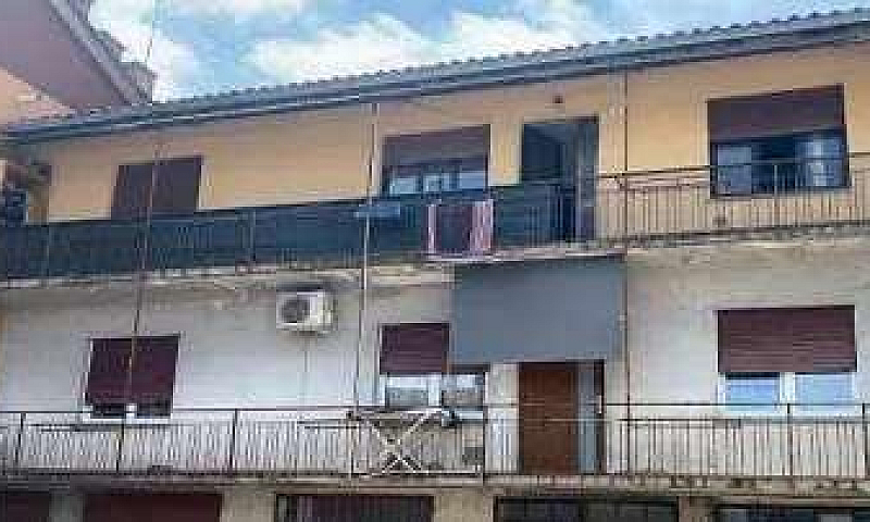 Appartamento A Chiam...