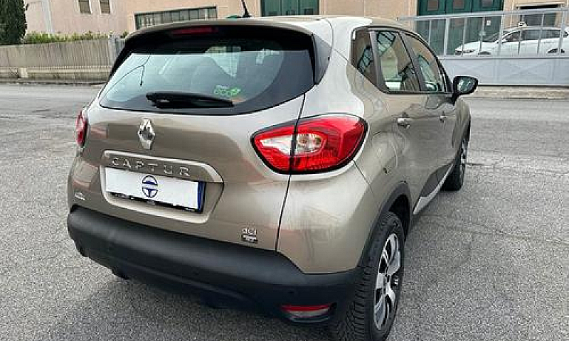 Renault Captur Dci 8...