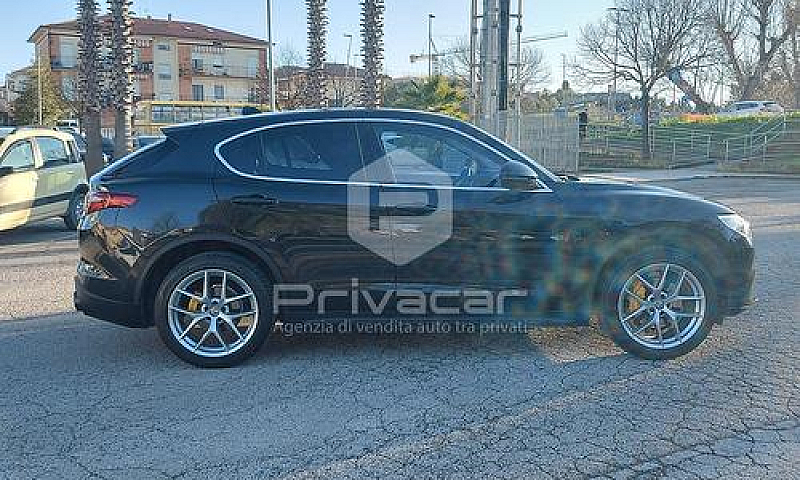 Alfa Romeo Stelvio 2...