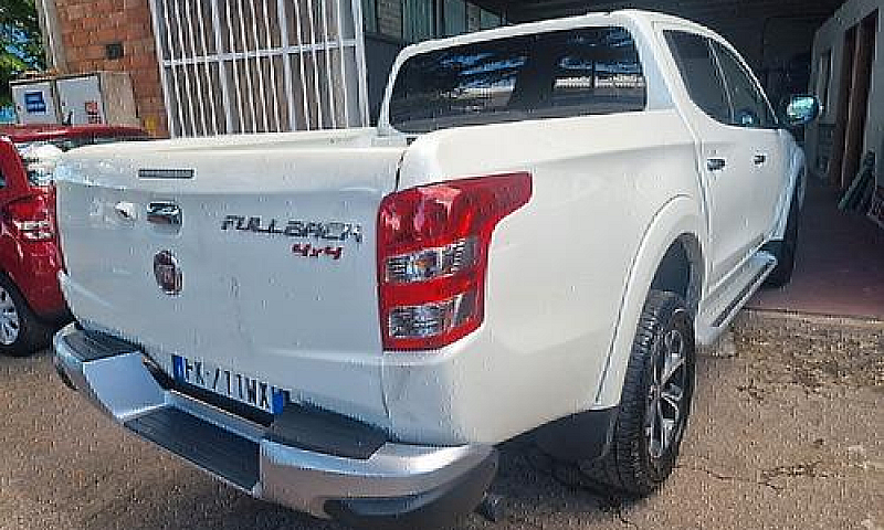 Fiat Fullback 2.4 18...