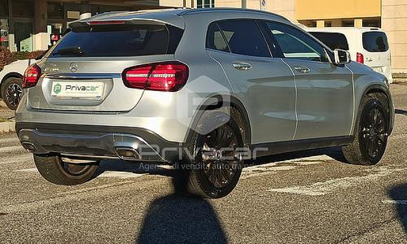 Mercedes Gla 200 Spo...
