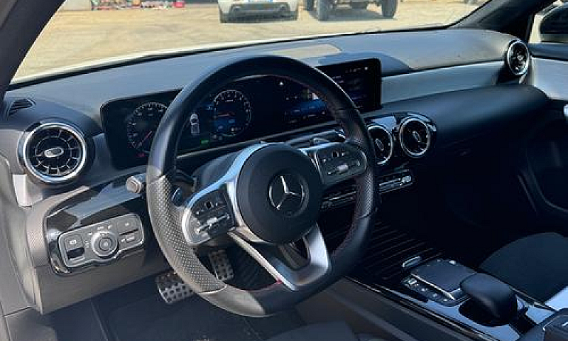 Mercedes-Benz A 180 ...