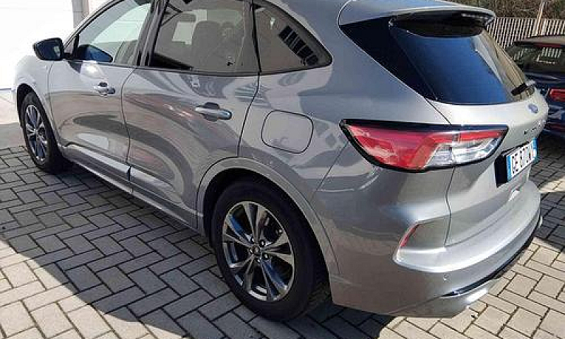 Ford Kuga 1.5 Ecoblu...