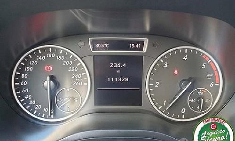 Mercedes-Benz B 180 ...