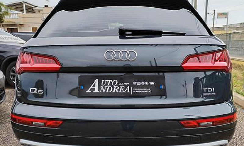 Audi Q5 2.0Tdi Navig...
