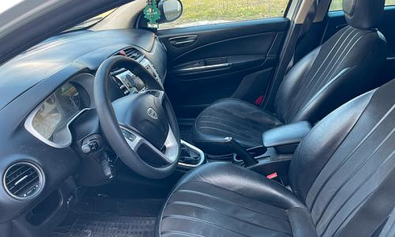 Lancia Delta 1.4 T-J...