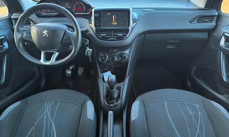 Peugeot 208 1.4 Vti ...