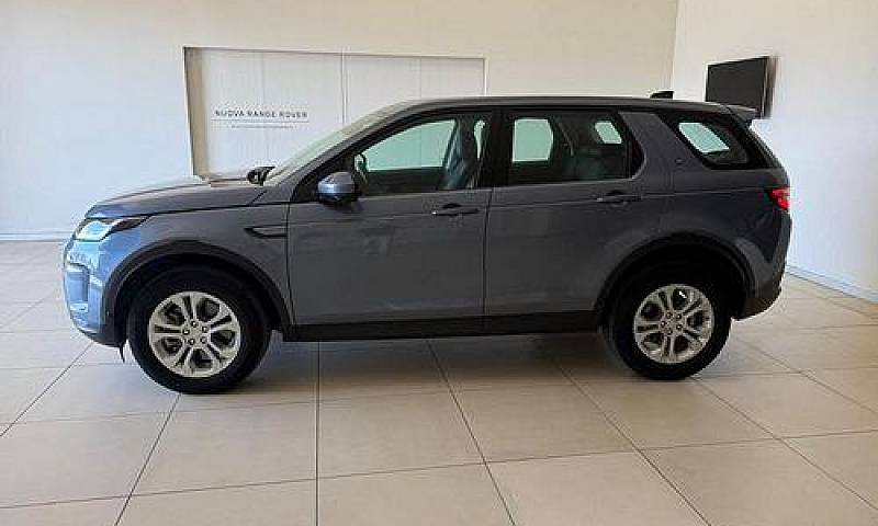 Land Rover Discovery...