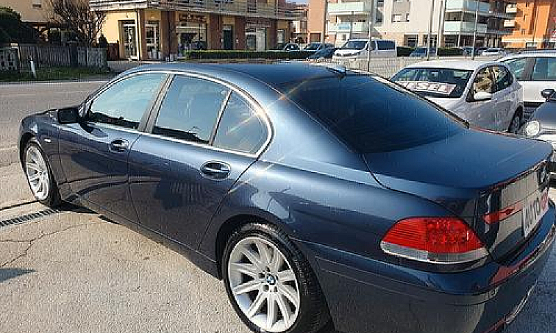 Bmw 735I 3.6V8 272Cv...