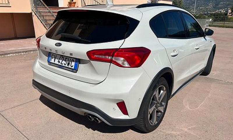 Ford Focus 1.5 Activ...