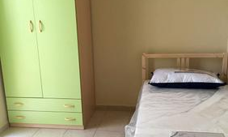 Apartamento Con 5 St...