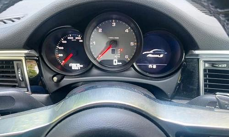 Porsche Macan 3.0 S ...