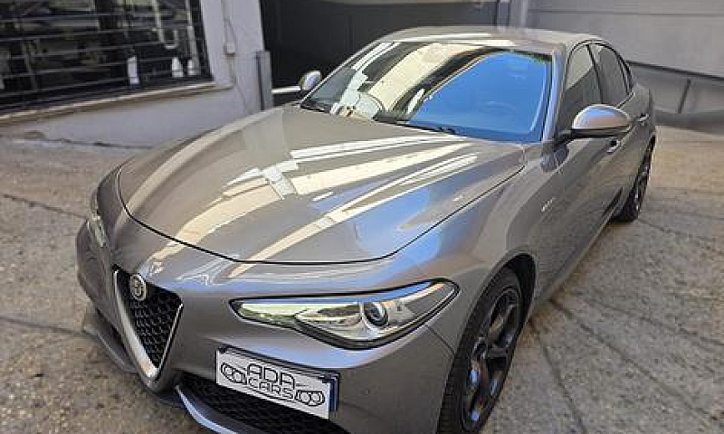 Alfaromeo Giulia Vel...