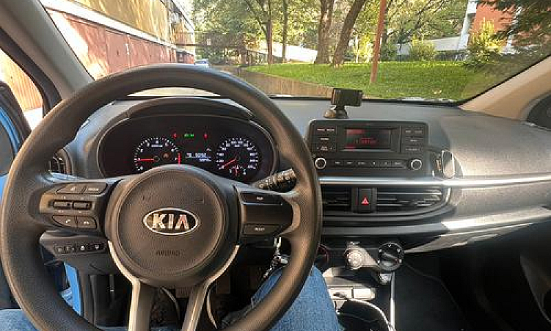 Kia Picanto 1.0 Benz...