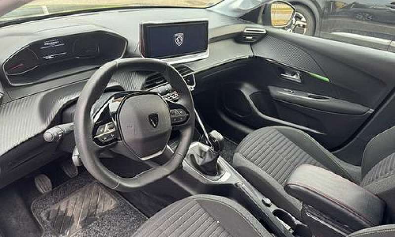 Peugeot 208 Pari Al ...