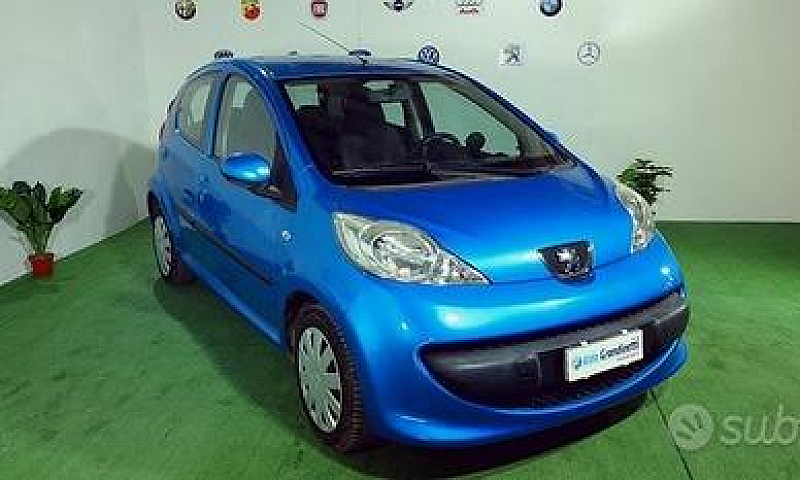 Peugeot 107 1.0 68 C...