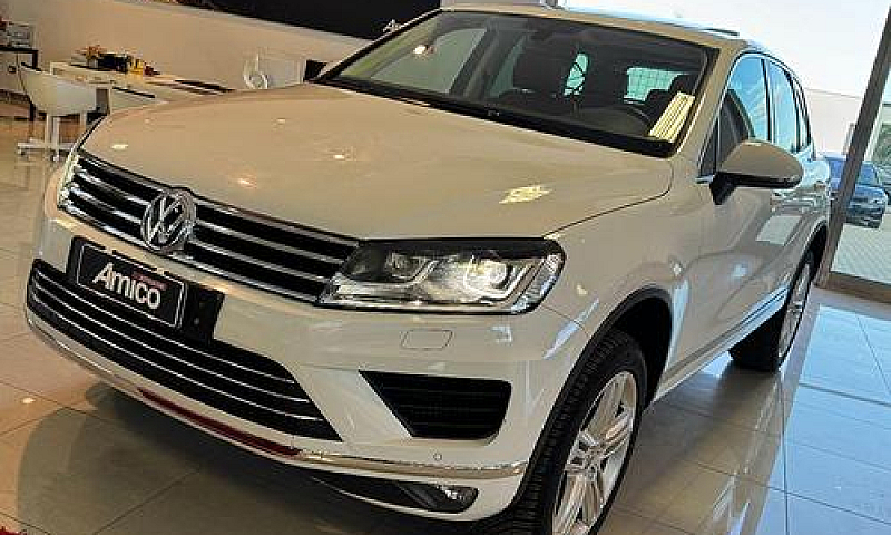 Volkswagen Touareg 3...