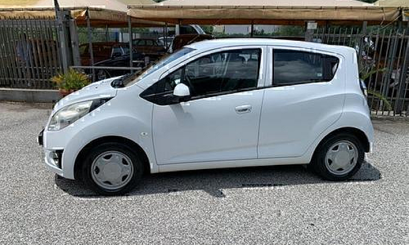 Chevrolet Spark 1.0 ...
