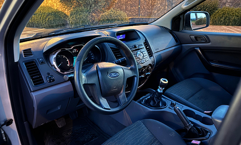 Ford Ranger 2.2 Tdci...