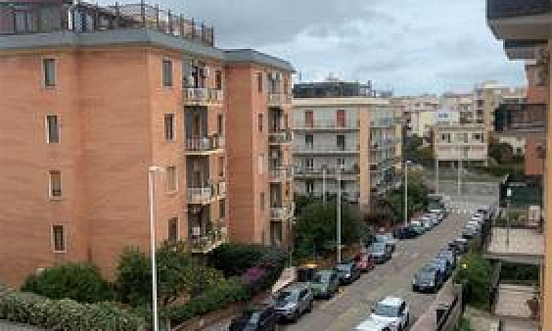 Cagliari, Via Castel...