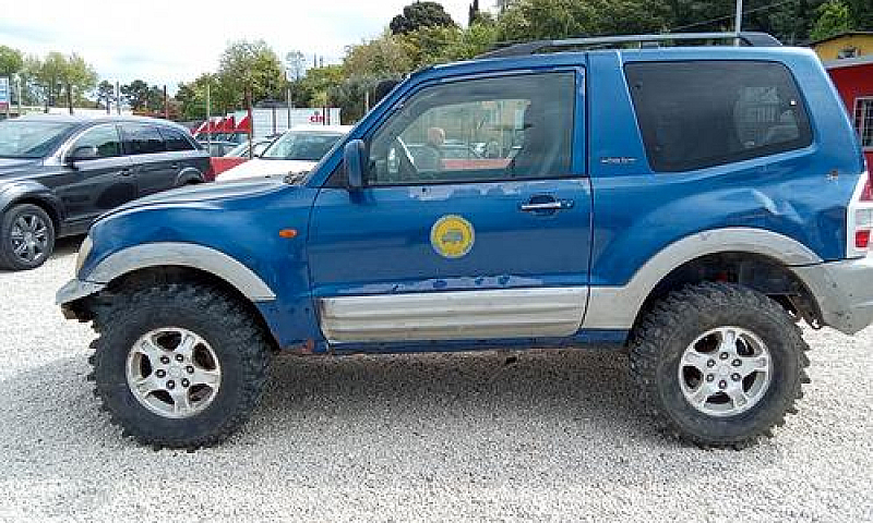 Mitsubishi Pajero 3....