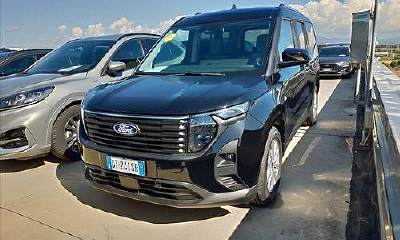 Ford Tourneo Courier...
