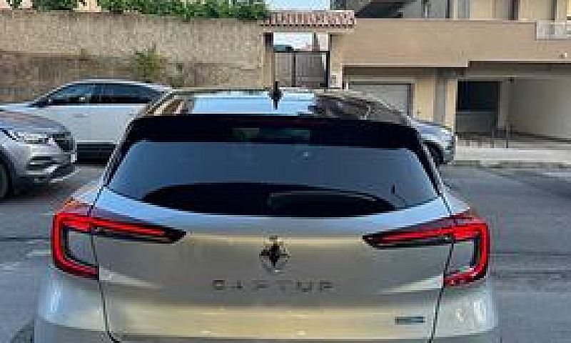 Renault Captur Full ...