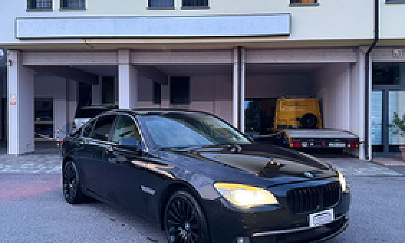 Bmw 730 2011 3.0D Km...