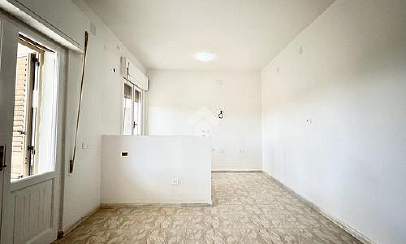 5 Locali A Carbonia...